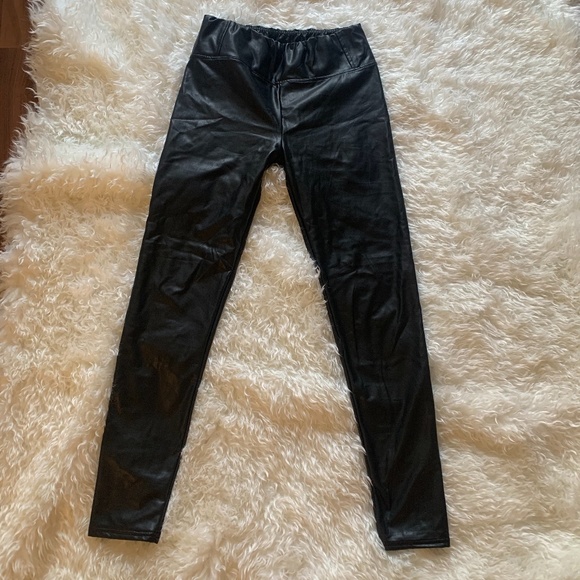 Leather Pants Forever 21 - Picture 1 of 2